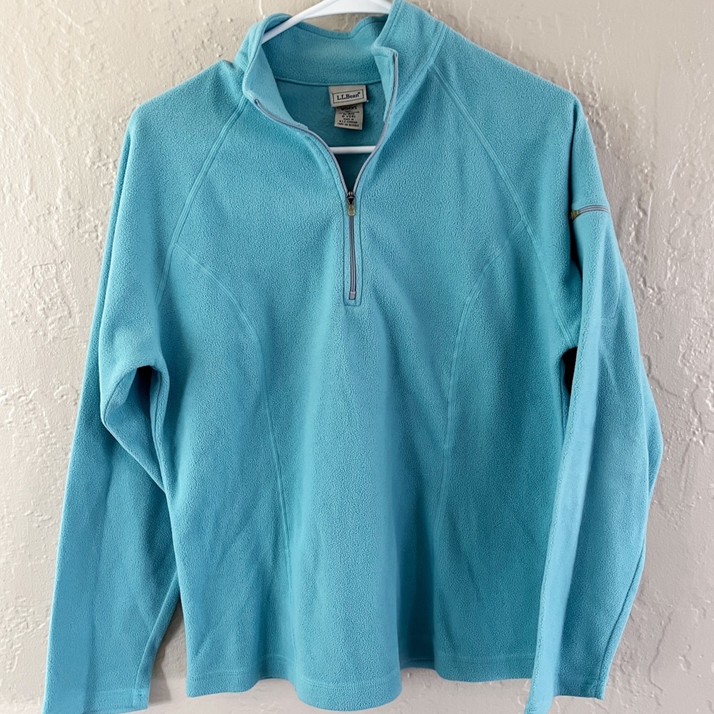 LL Bean Women’s Light Blue Fleece Pullover Sweatshirt - Picture 1 of 8